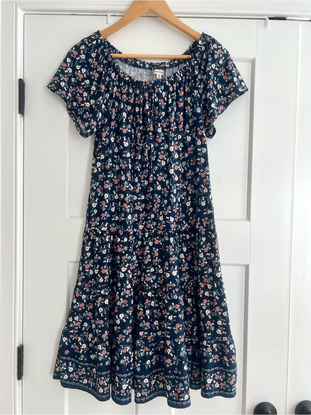 Max Studio Navy Floral Tiered Knee Length Dress Size S